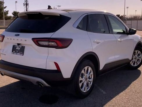 Used 2023 Ford Escape Active FWD image 8