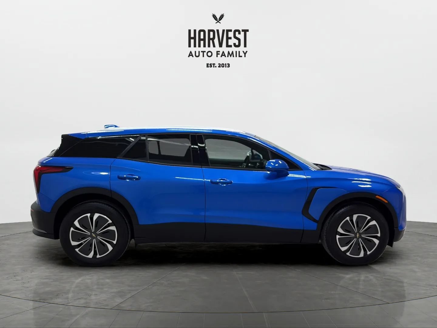 Used 2024 Chevrolet Blazer EV LT AWD/4WD image 8