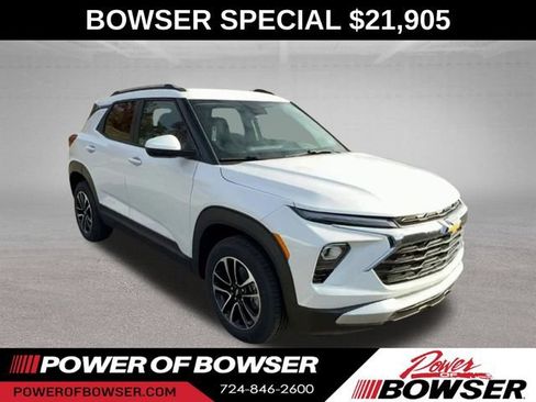 Certified 2024 Chevrolet TrailBlazer LT w/ LT Cold Weather Package AWD/4WD image 2
