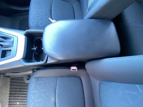 Certified 2025 Toyota RAV4 XLE AWD/4WD image 20
