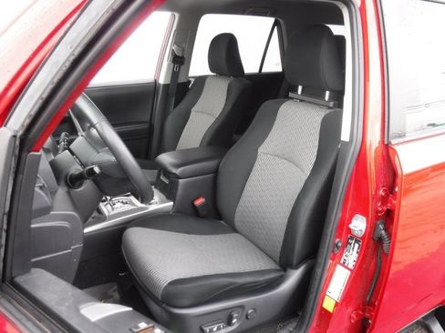 Used 2020 Toyota 4Runner SR5 image 17