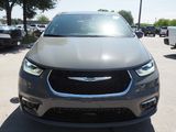 New 2025 Chrysler Pacifica Select image 3