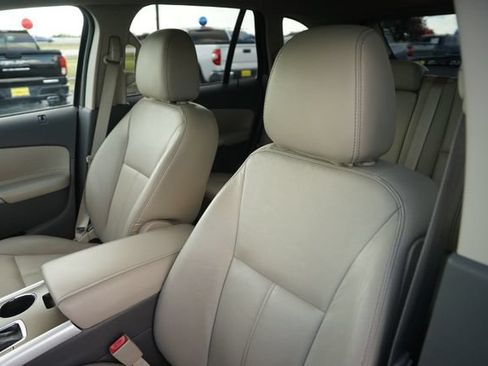 Used 2014 Ford Edge SEL w/ Equipment Group 205A FWD image 10