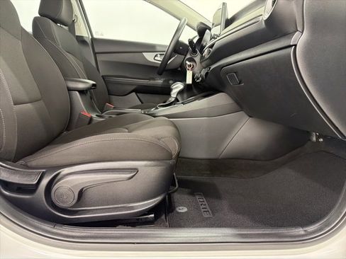 Used 2019 Kia Forte LXS image 20