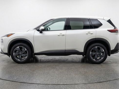 Used 2025 Nissan Rogue SV AWD/4WD image 5