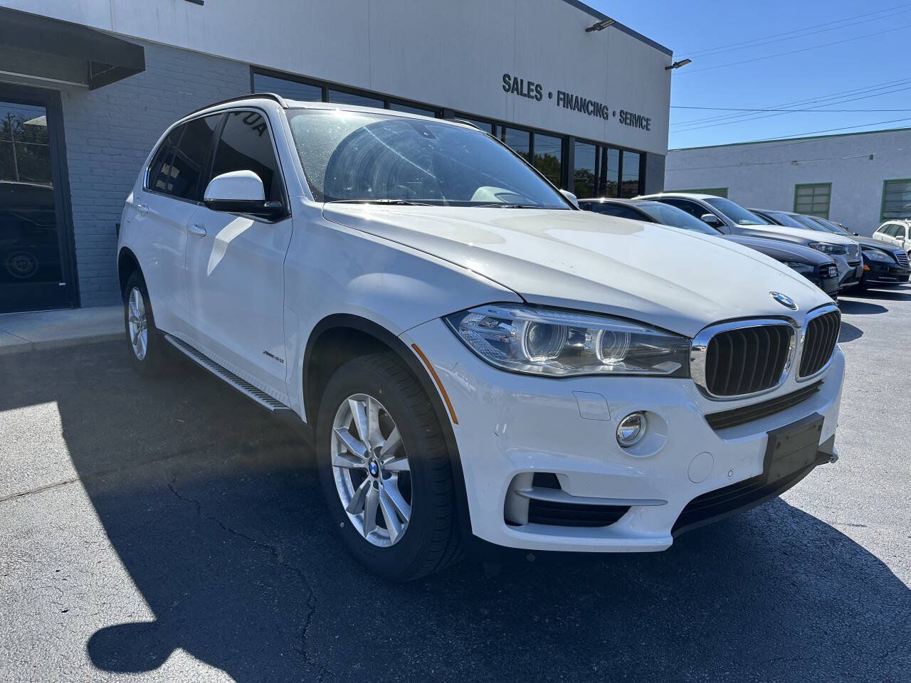 Used 2015 BMW X5 xDrive35i w/ Premium Package AWD/4WD image 5