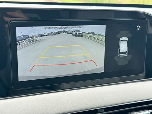 Used 2021 Hyundai Palisade SEL w/ Premium Package FWD image 17