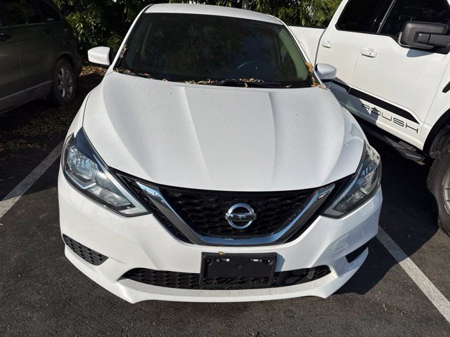 Used 2019 Nissan Sentra SV FWD image 1