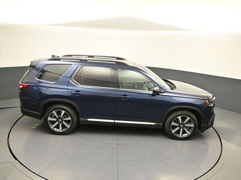 Certified 2024 Honda Pilot Touring image 40
