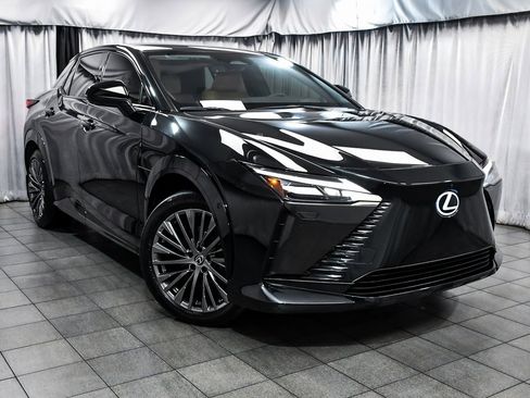 Used 2023 Lexus RZ 450e Premium image 3