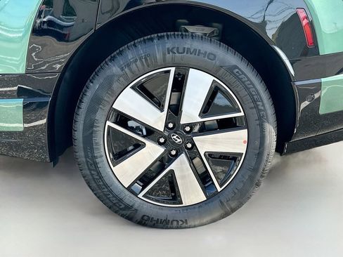 New 2026 Hyundai Ioniq 9 SEL image 23