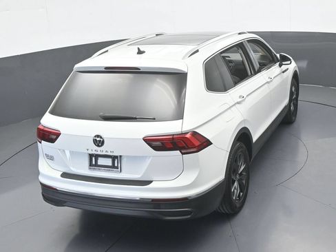 Used 2024 Volkswagen Tiguan SE FWD image 48
