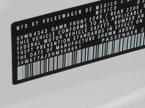 Used 2017 Volkswagen Jetta GLI FWD image 18