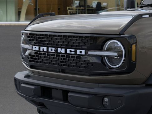 New 2026 Ford Bronco Outer Banks AWD/4WD image 19