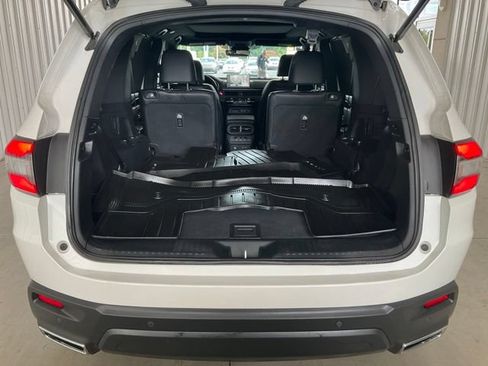 Certified 2025 Honda Pilot Black Edition image 20