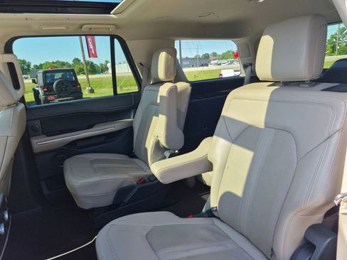 Used 2023 Ford Expedition Limited RWD image 31