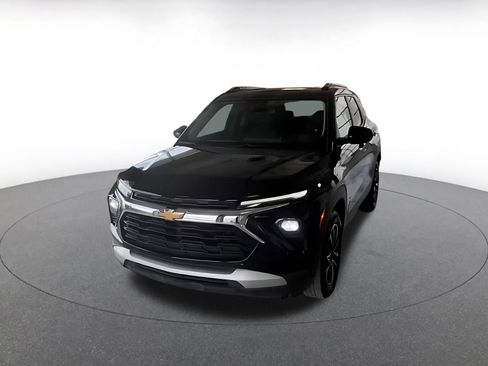 Used 2025 Chevrolet TrailBlazer LT image 6