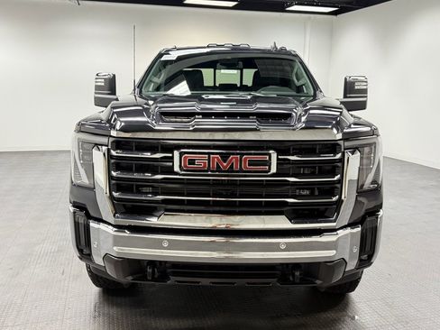 New 2026 GMC Sierra 2500 SLT w/ SLT Premium Package image 9