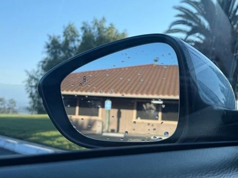 Used 2019 Honda Accord Touring image 18