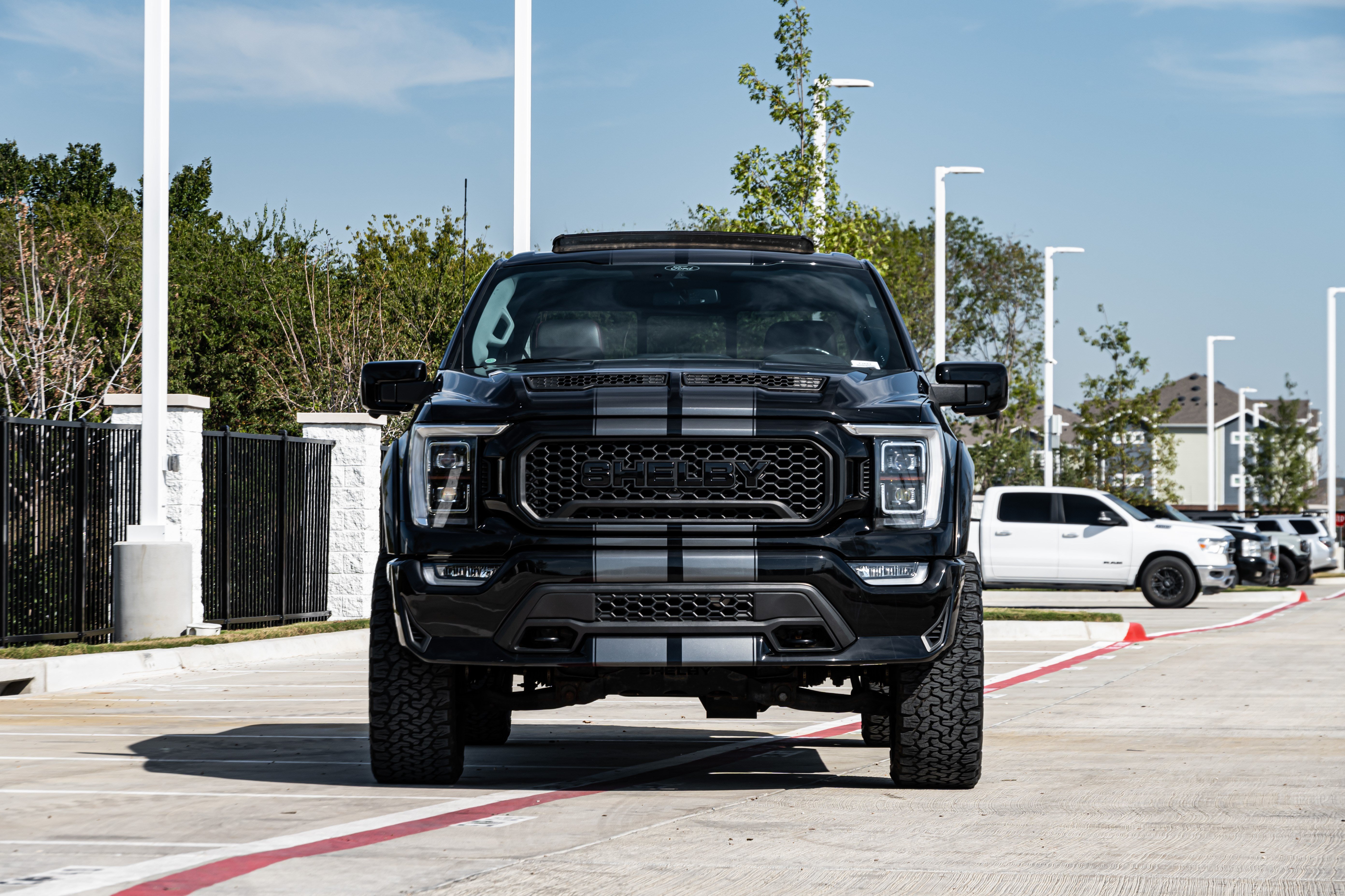 Used 2021 Ford F150 Lariat w/ Equipment Group 502A High AWD/4WD image 3