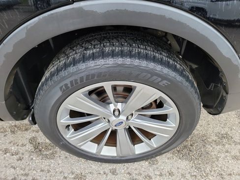 Used 2018 Ford Explorer Limited AWD/4WD image 12