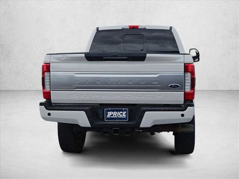 Used 2017 Ford F250 Platinum w/ Platinum Ultimate Package AWD/4WD image 6
