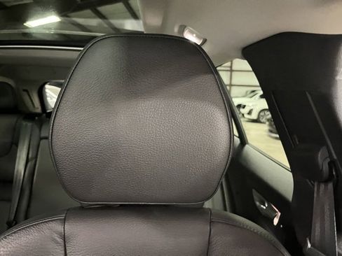 Used 2024 Volvo V60 B5 Cross Country Plus image 14