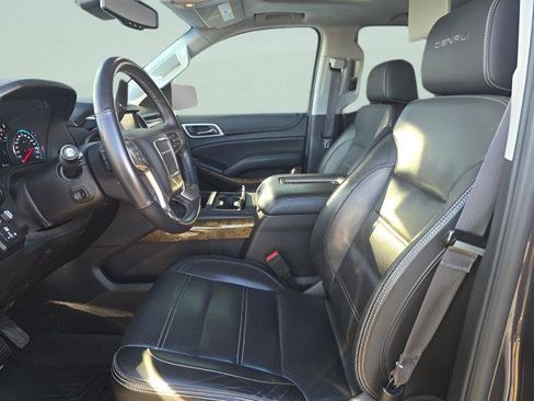 Used 2017 GMC Yukon XL Denali w/ Open Road Package image 15