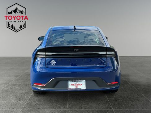 New 2026 Toyota Prius Plug-In Hybrid FWD image 4