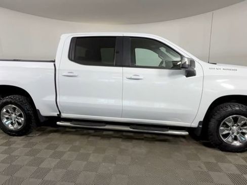 Used 2022 Chevrolet Silverado 1500 LT w/ Protection Package AWD/4WD image 3