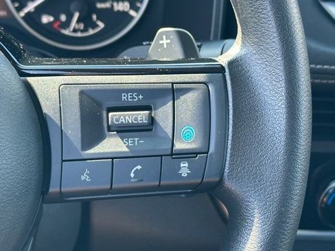 Certified 2023 Nissan Rogue SV image 39