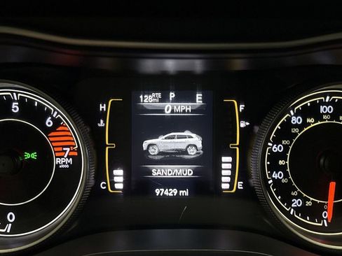 Used 2019 Jeep Cherokee Latitude image 38