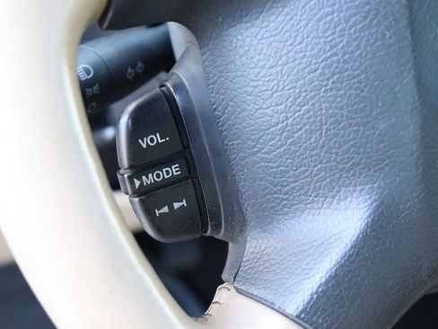 Used 2004 Land Rover Discovery SE image 20