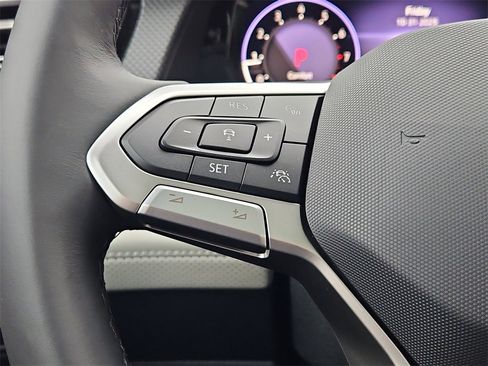 New 2026 Volkswagen Atlas Cross Sport SEL Premium R-Line image 21