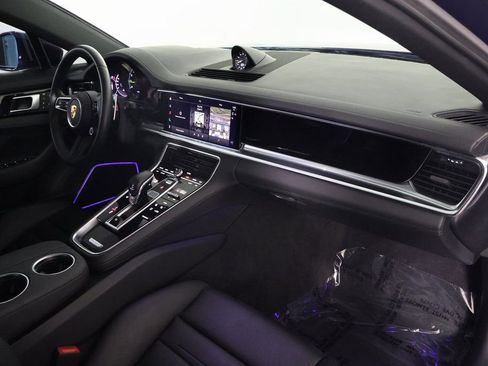 Used 2023 Porsche Panamera 4S image 9