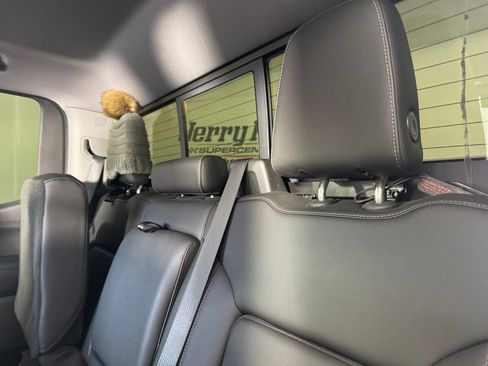 Used 2019 Chevrolet Silverado 1500 RST w/ All-Star Edition AWD/4WD image 11
