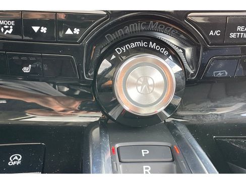 Certified 2025 Acura MDX w/Technology Package image 32