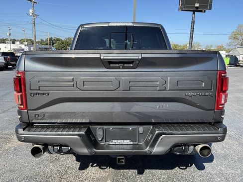 Used 2017 Ford F150 Raptor w/ Equipment Group 802A Luxury AWD/4WD image 4