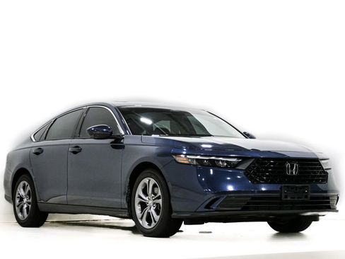Used 2024 Honda Accord EX image 1