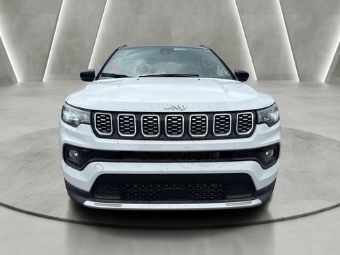 Used 2026 Jeep Compass Limited AWD/4WD image 2
