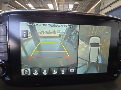 Used 2020 Hyundai Santa Fe Limited FWD image 16