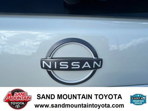 Used 2023 Nissan Murano Platinum w/ Cargo Package FWD image 11