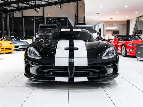 Used 2014 SRT Viper GTS w/ GTS Laguna Interior Package image 6