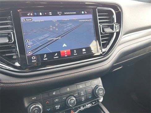 Used 2022 Dodge Durango R/T w/ Tow 'N Go Package image 21