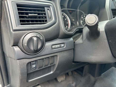 Used 2021 Nissan Titan S w/ S Utility Package RWD image 20