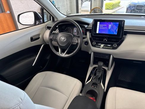 Certified 2024 Toyota Corolla Cross LE w/ Moonroof Package AWD/4WD image 45