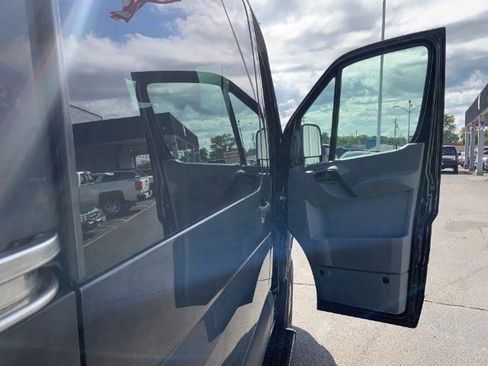 Used 2016 Mercedes-Benz Sprinter 2500 w/ Driver Comfort Package image 15