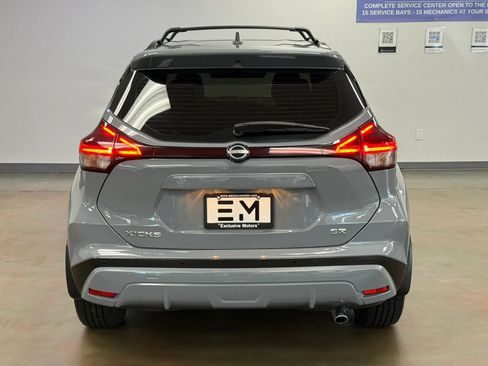 Used 2024 Nissan Kicks SR w/ Exterior Package FWD image 6