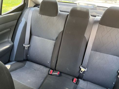 Used 2025 Nissan Versa SV FWD image 34