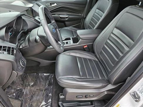 Used 2019 Ford Escape SEL image 14